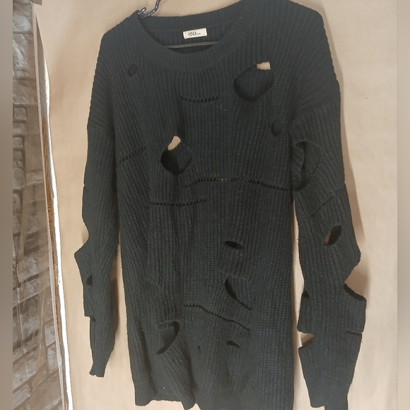Hendi Black Distressed Women's Sweater - Picture 8 of 8